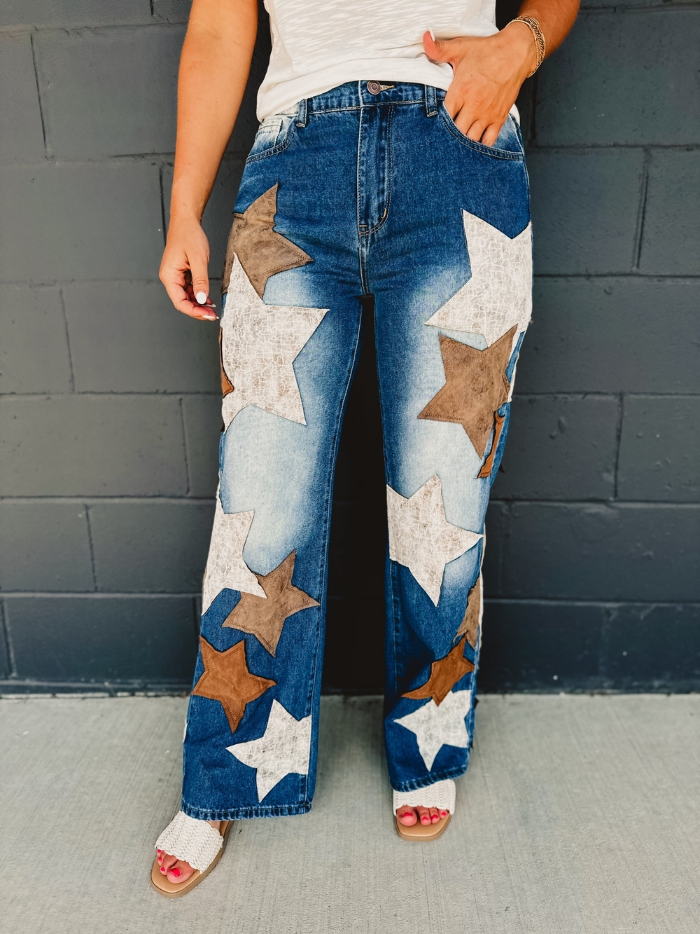 Oli & Hali Blue Wide-Leg Jeans with White & Brown Star Patches NWOT